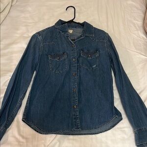 LAST CHANCE SALE! Women's Denim Shirt